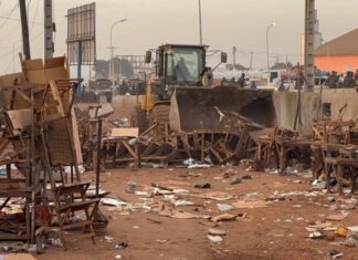 Libération des espaces publics : Le Km 36 sous le choc des démolitions