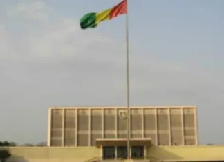 Guinée : Le projet de loi de finances 2026 mise sur une envolée des recettes minières