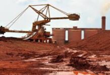 Régulation minière en Guinée : l’État retire à nouveau 41 permis de carrières