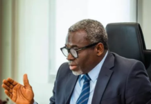 Le ministre Mourana Soumah demande à Orange Guinée de revoir à la baisse le prix de l’internet et d’améliorer la qualité de ses services