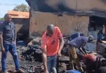 Mandiana : Un court-circuit ravage un centre commercial et anéantit les revenus de dizaines de familles
